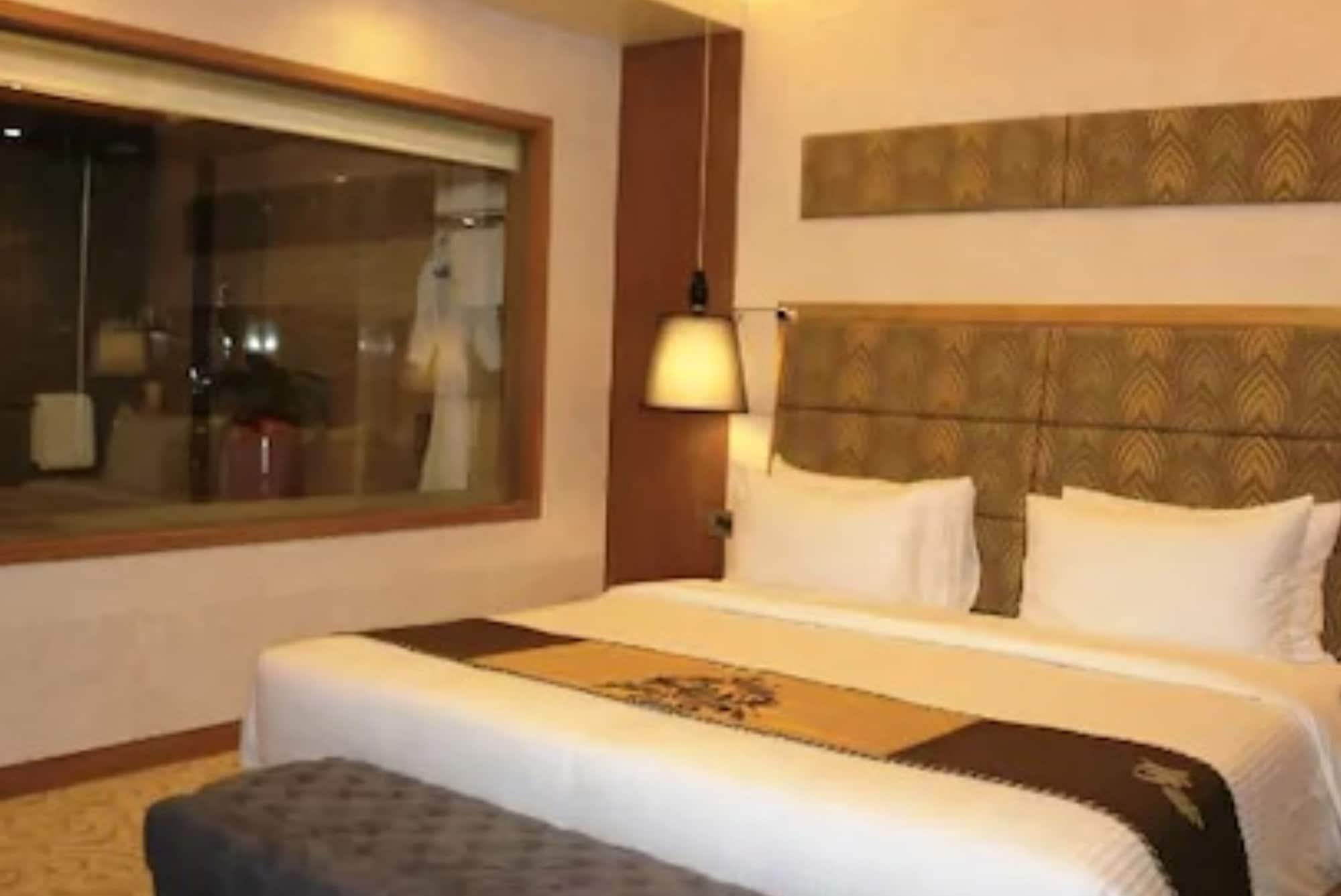 Radisson Blu Hotel, Nagpur Ngoại thất bức ảnh