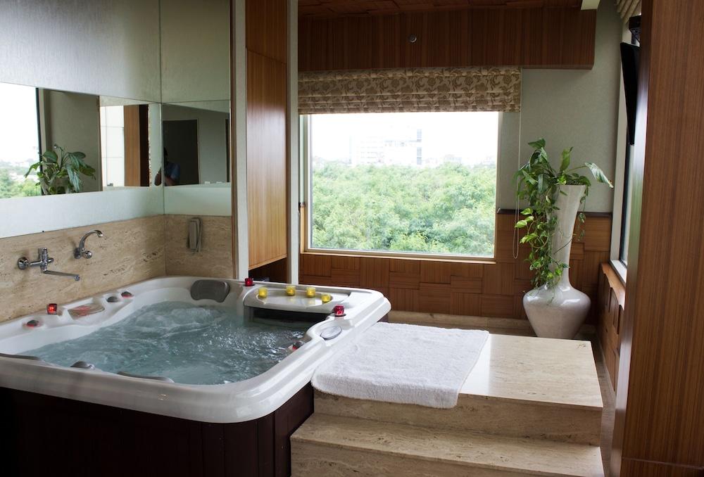 Radisson Blu Hotel, Nagpur Ngoại thất bức ảnh