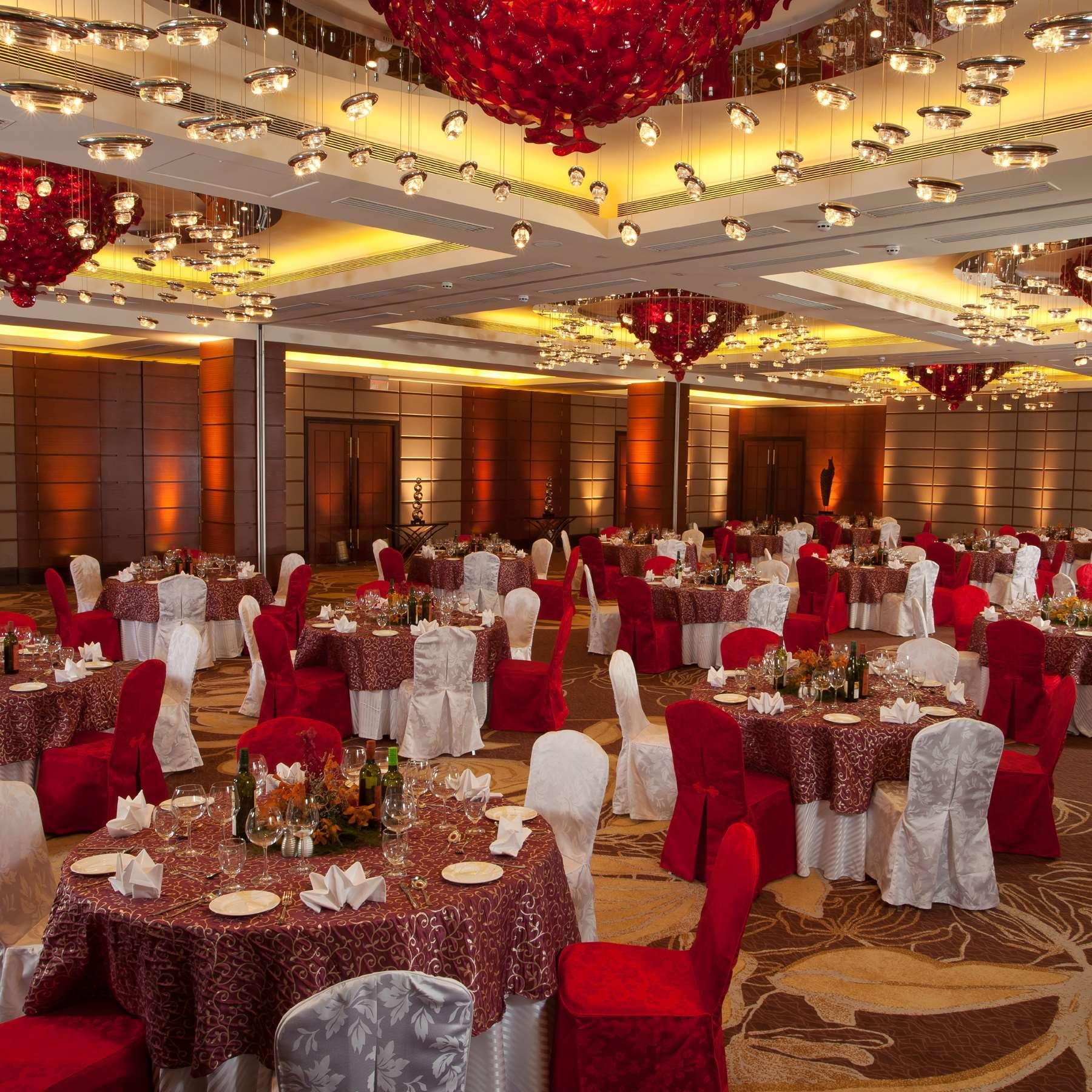 Radisson Blu Hotel, Nagpur Ngoại thất bức ảnh