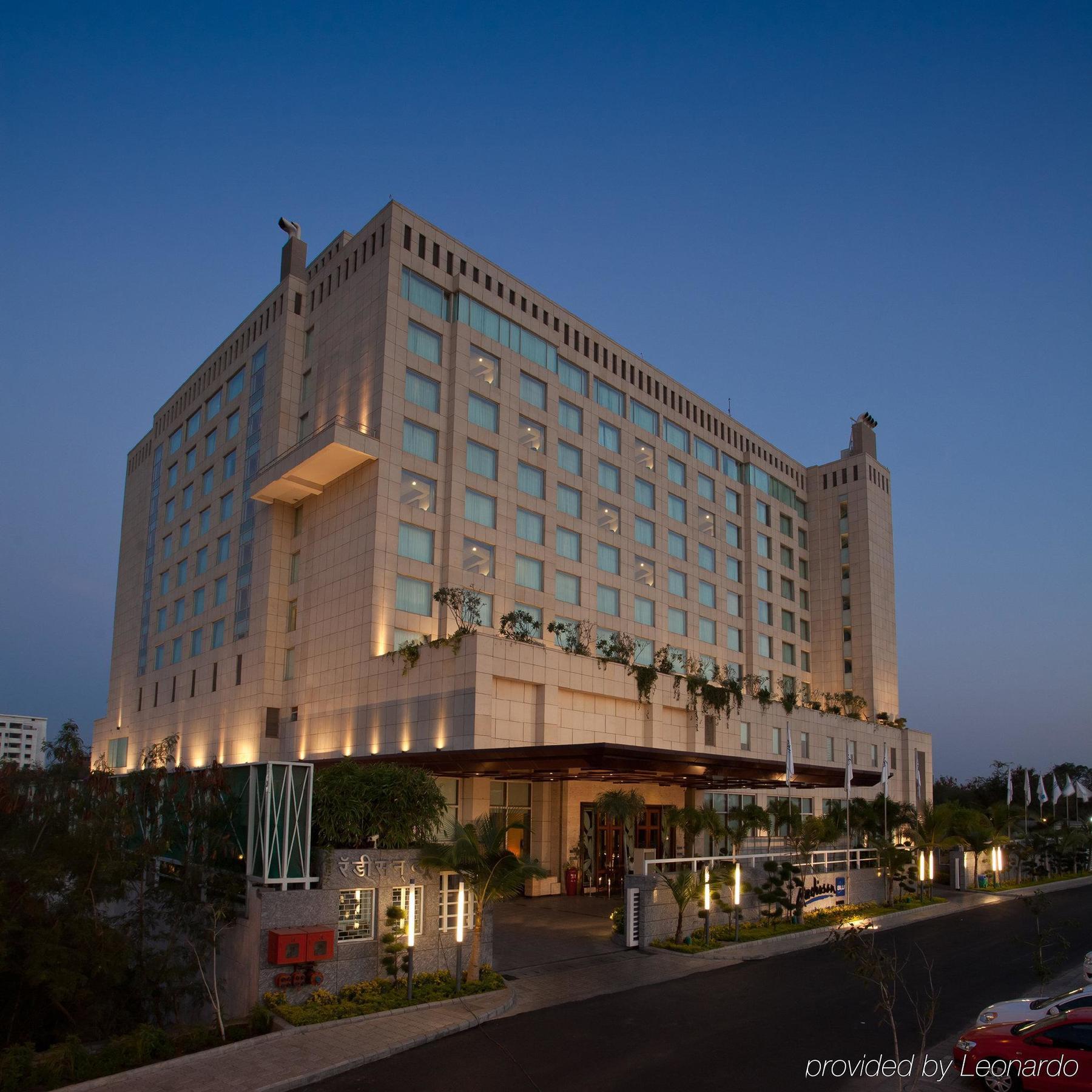 Radisson Blu Hotel, Nagpur Ngoại thất bức ảnh