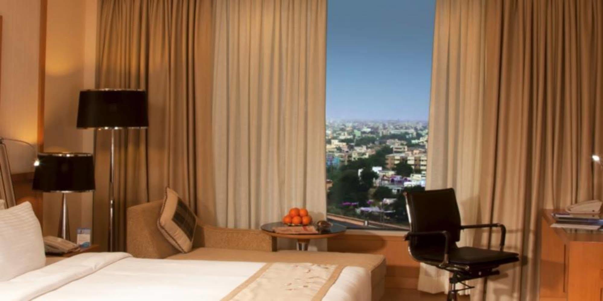 Radisson Blu Hotel, Nagpur Ngoại thất bức ảnh