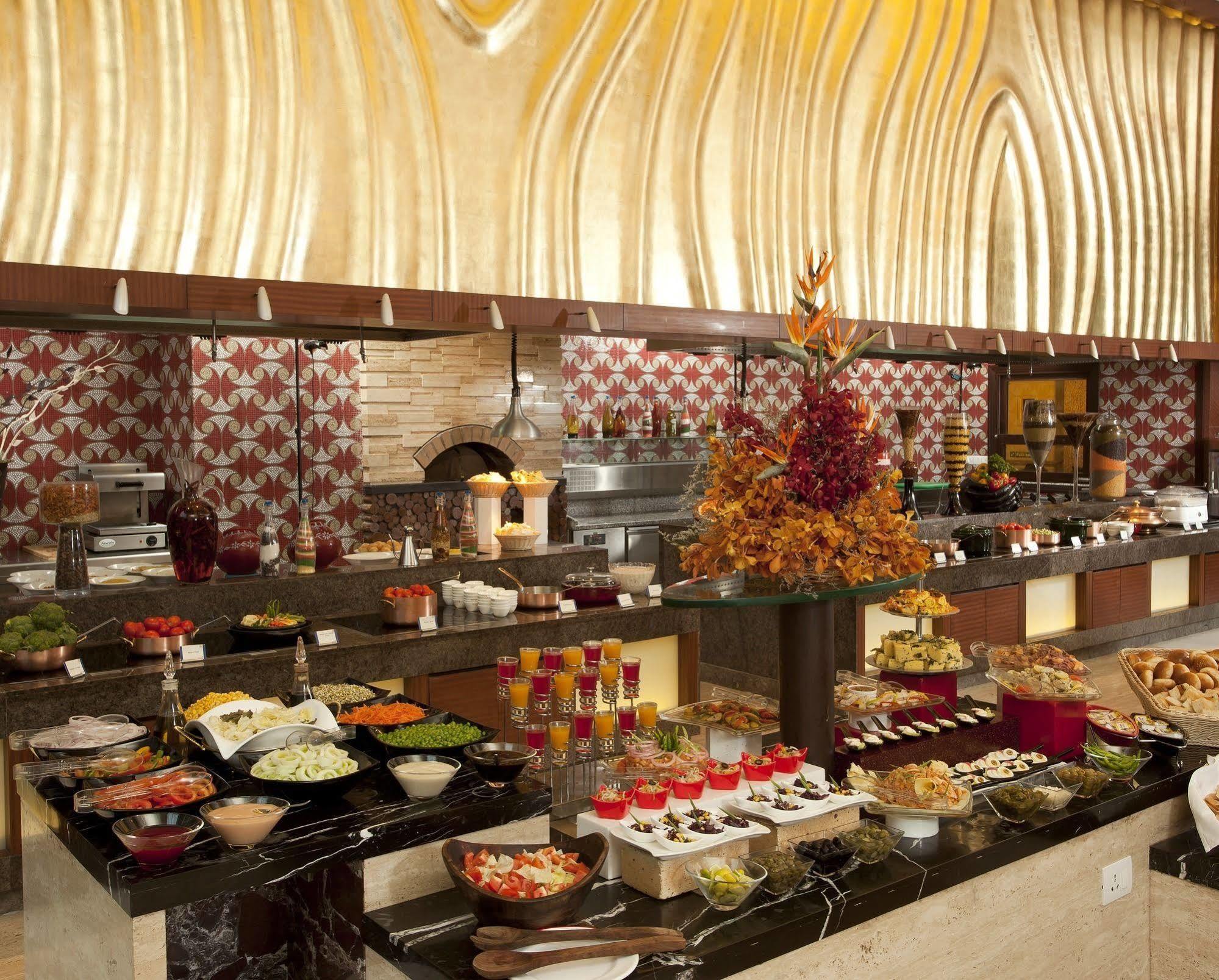 Radisson Blu Hotel, Nagpur Ngoại thất bức ảnh