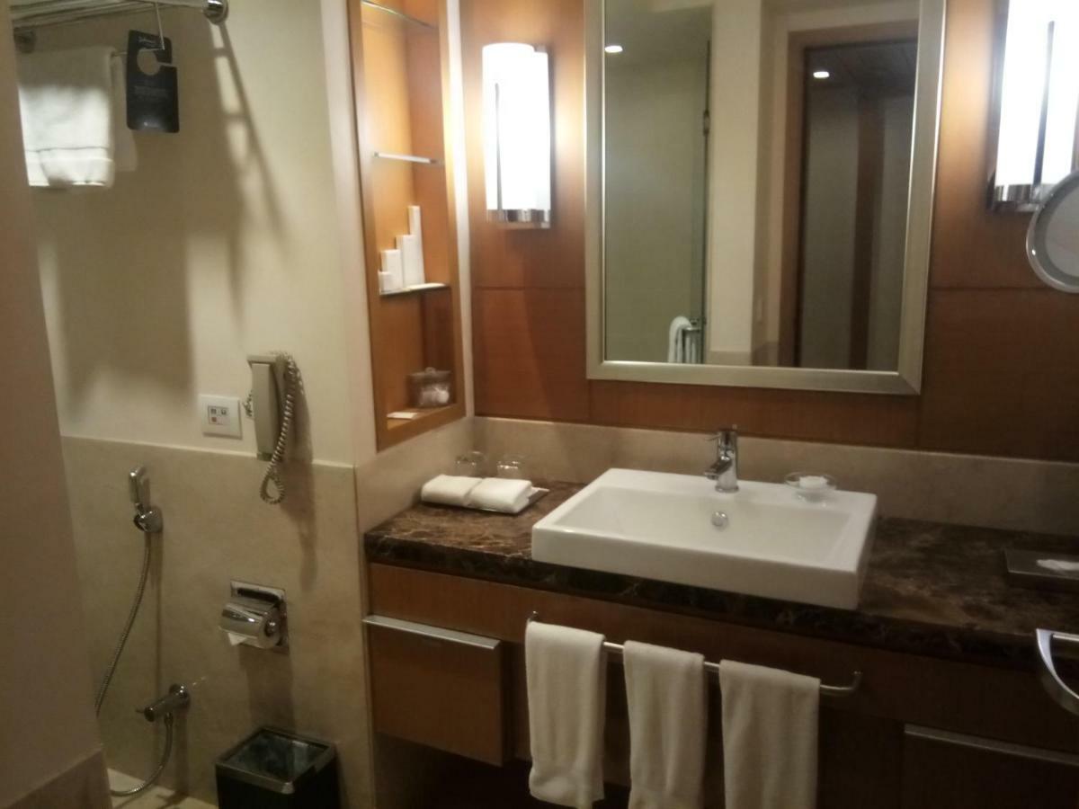 Radisson Blu Hotel, Nagpur Ngoại thất bức ảnh